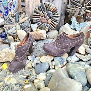 Miz Mooz heeled leather lace up platform oxford